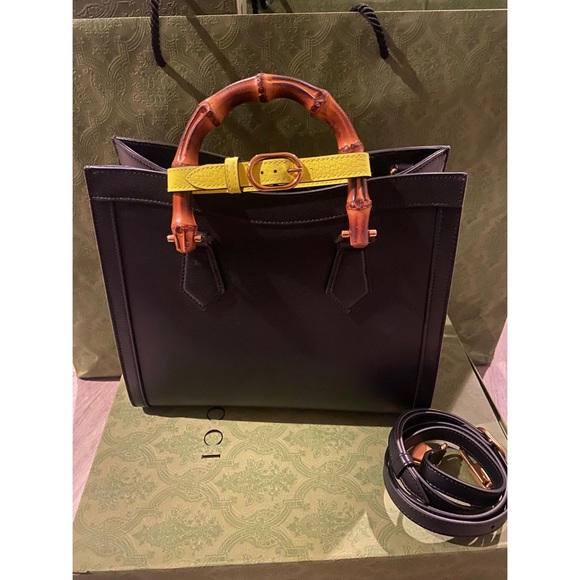 Gucci Diana Tote Bag - Picture 3 of 5
